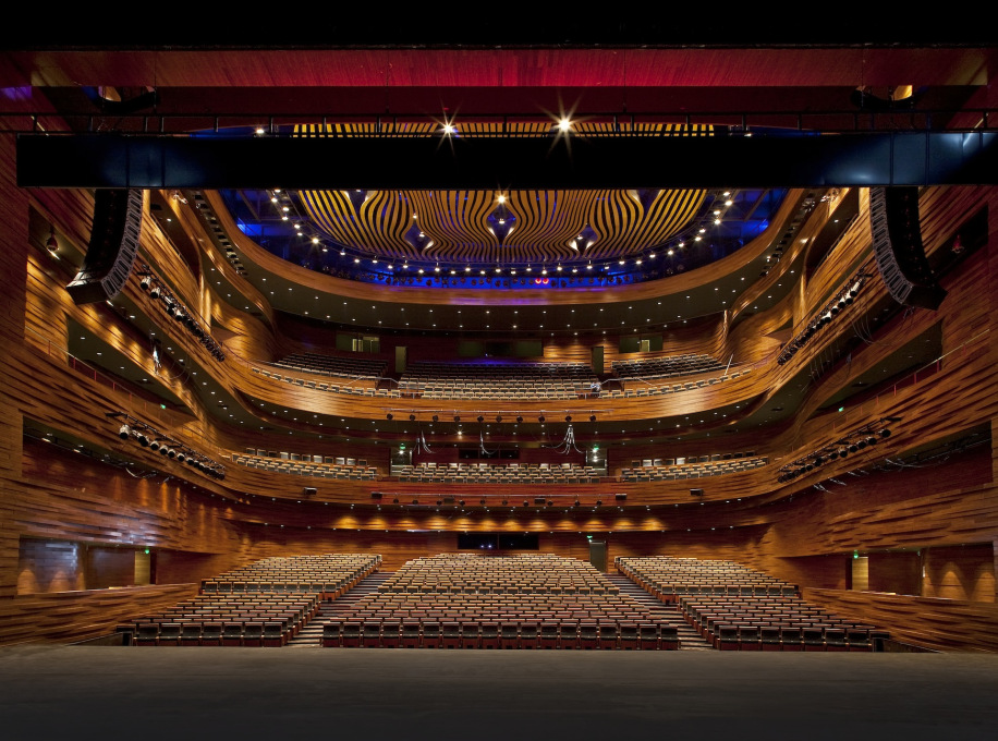 The building has a grand theater and opera auditorium and another, smaller, more multi-purpose theater space...but no local orchestra. (Photo:&nbsp;Kari Palsila &copy; PES-Architects)