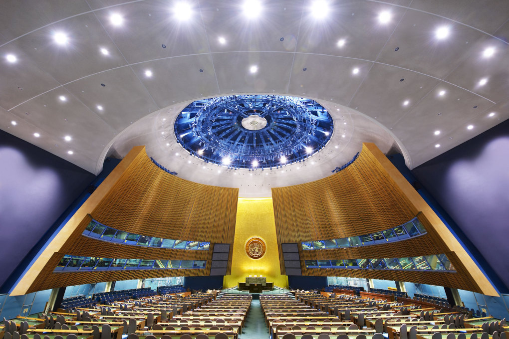UN General Assembly I, New York, USA, 2008. Up to 1,800 people can be accommodated in this room.