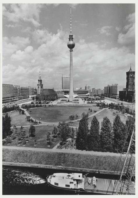 Seen here in 1973, when the Berliner TV Tower served as a continual reminder of the existence of two Germanys, the iconic structure now represents Germany, singular.&nbsp;(Photo: Karl-Heinz Kraemer &copy; Archive Berlinische Galerie)