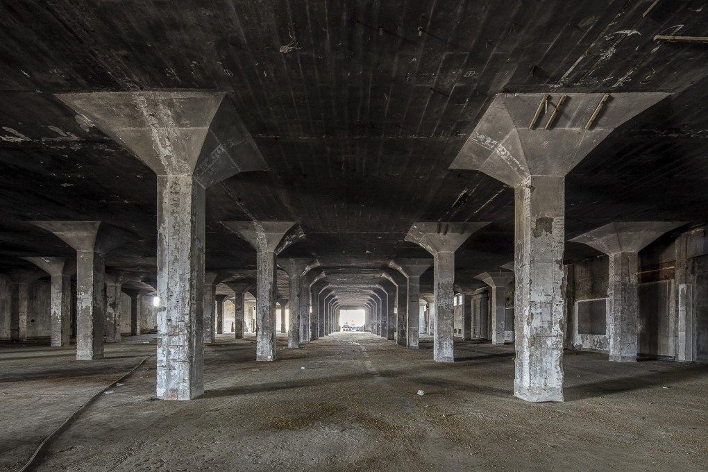 An unrenovated floor of the Dacheng Flour Factory. (Image courtesy UABB)
