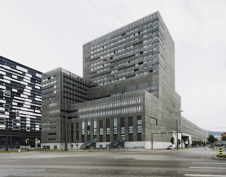 Toni Areal complex, elevation to Pfingstweidstrasse. (Photo: &copy;Simon Menges)