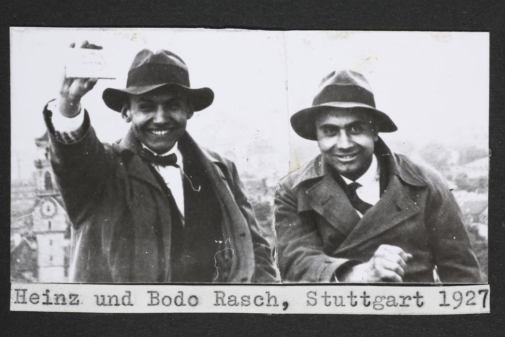 Heinz (left) and Bodo (right) Rasch at the Tagblatt Tower in Stuttgart, 1927. (Photo &copy; Heinz Rasch estate, Deutsches Architekturmuseum, Frankfurt am Main)