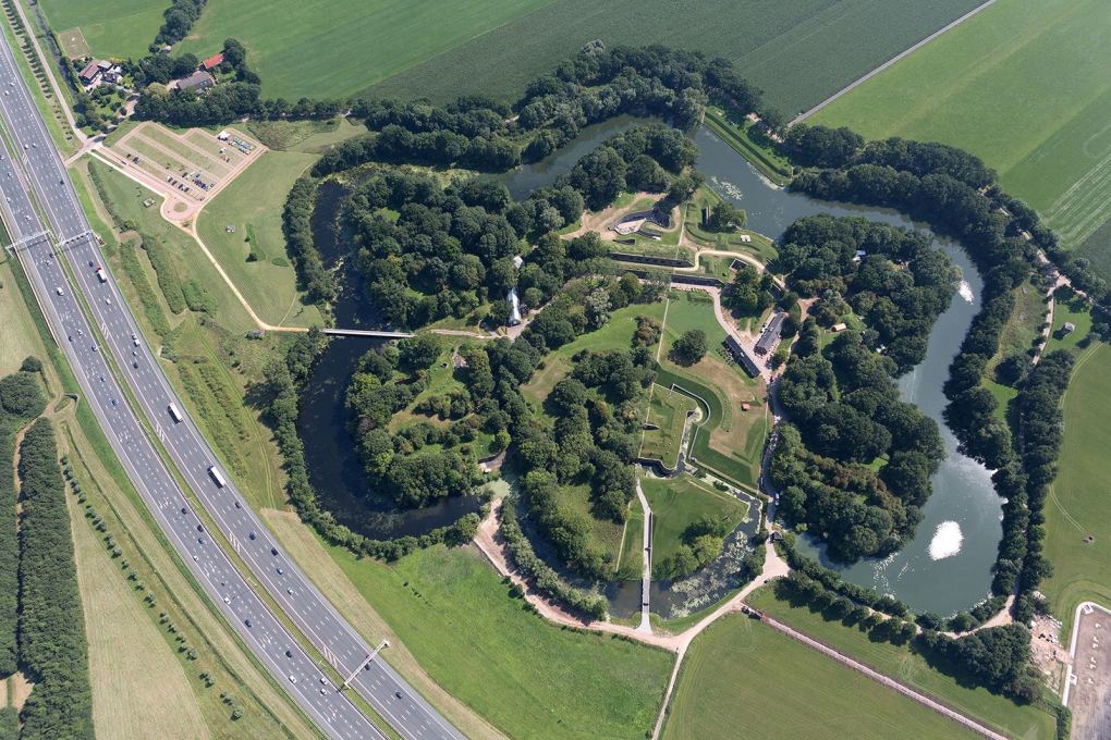 Viewed from above, the museum is visible in the context of the fort and its surrounding moat...