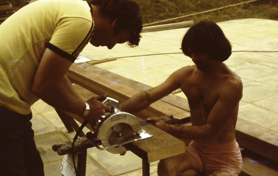 On site cutting of timbers. c1970s. (Photo courtesy Jon Broome)