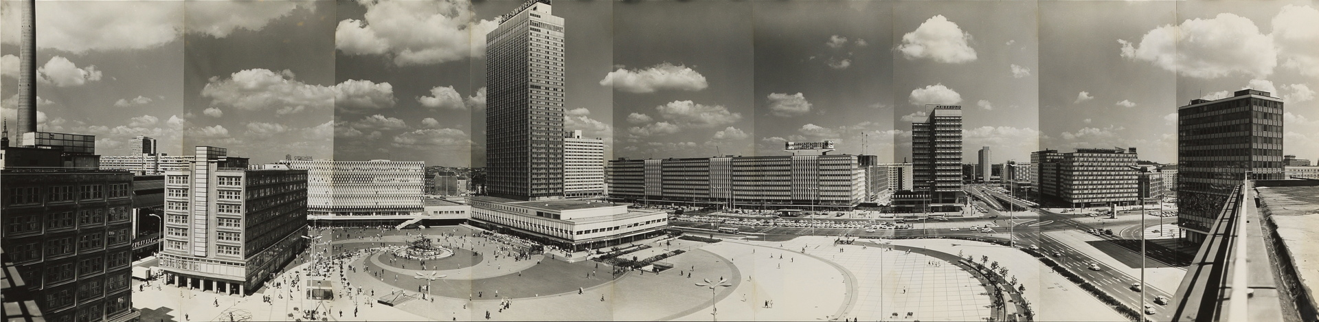 Panorama of Alexanderplatz, 1972. (Photo: Heinz Lieber &copy;&nbsp;Legal successors Heinz Lieber)