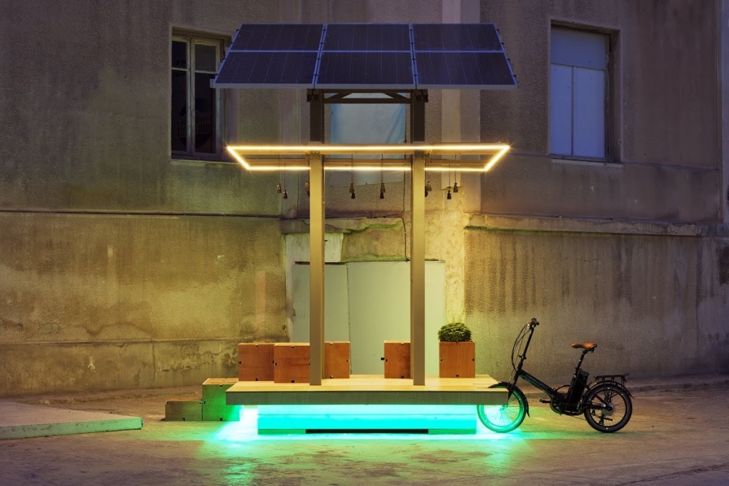 AKTINA by Cityindex Lab and Energize is a mini power station, consisting of six solar panels, equipped with a Wi-Fi connection, to charge electric bicycles or mobile phones on the streets of Elefsina, Greece. (Photo: Dimitris Sotiropoulos)