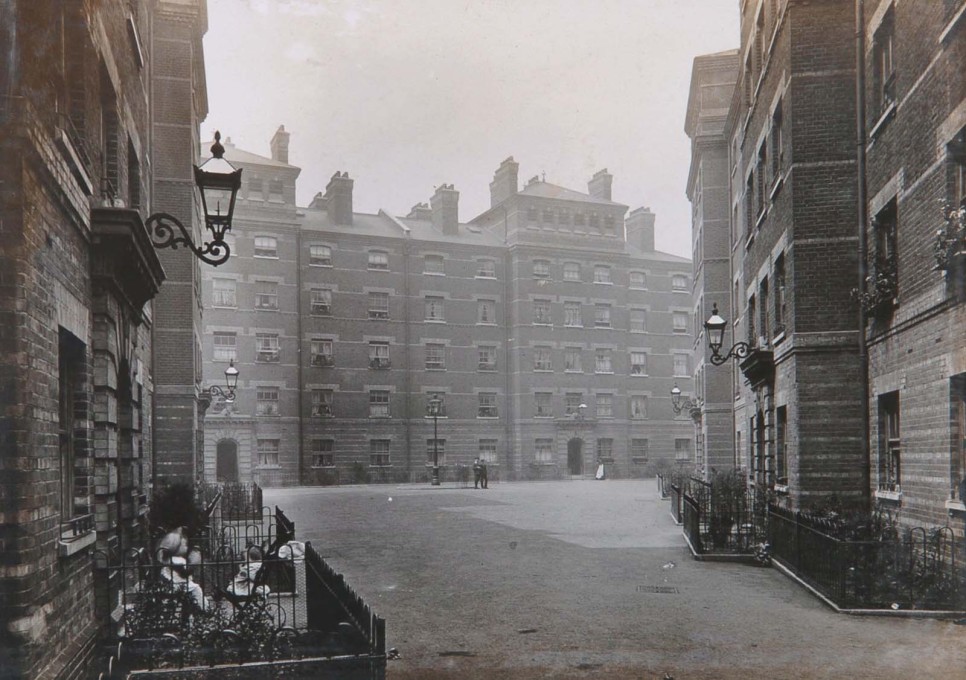 Bethnal Green estate opened in 1910. Unlike earlier estates, each flat had its own WC, although laundry and bathing facilities were still centralised. It was designed by W. E. Wallis. (Photo: &copy; Peabody)