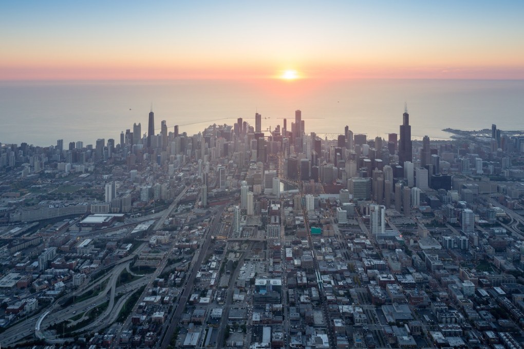 Chicago sunset: from Iwan Baan&rsquo;s Chicago Photo Essay. (Photo: Iwan Baan 2015, courtesy of Chicago Architecture Biennial)