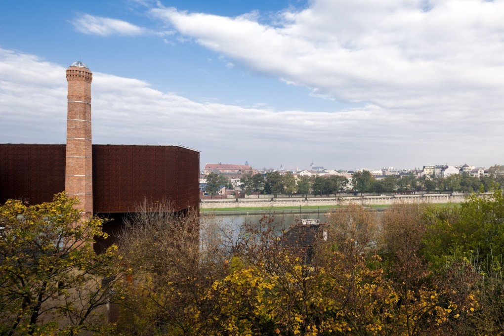 The site's location&sbquo; away from the historic Old Town&sbquo; is an example of the local government's push to develop Krakow's post-industrial right bank.