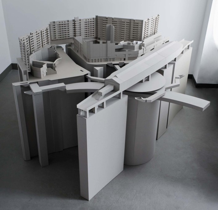 Fassler has also produced cardboard models of the publicly accessible space found at NKZ and it surroundings.&nbsp;(Kotti, 2008.)