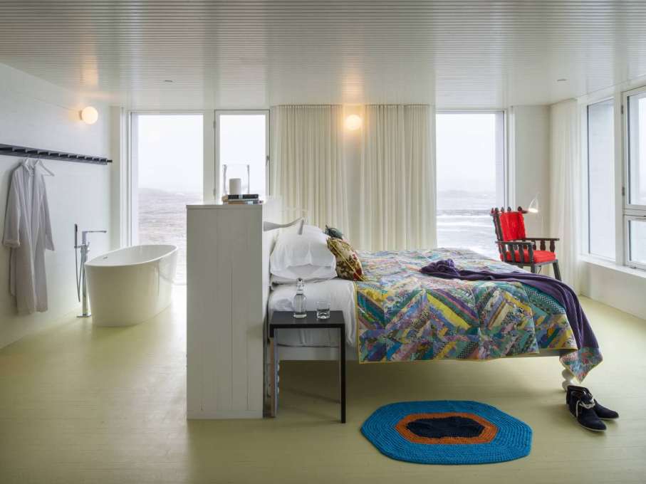 Bedroom with view out west to the Little Fogo Islands in the distance. (Photo: Alex Fradkin)