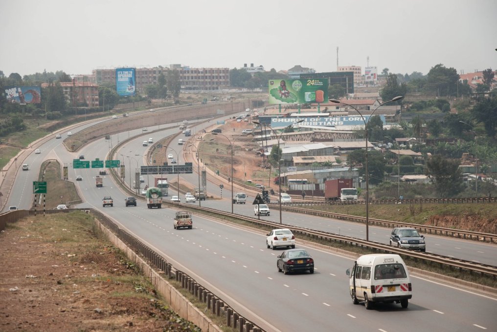 Thika Superhighway built by Chinese contractors in Nairobi. (Photo: Michiel Hulshof &amp; Daan Roggeveen)