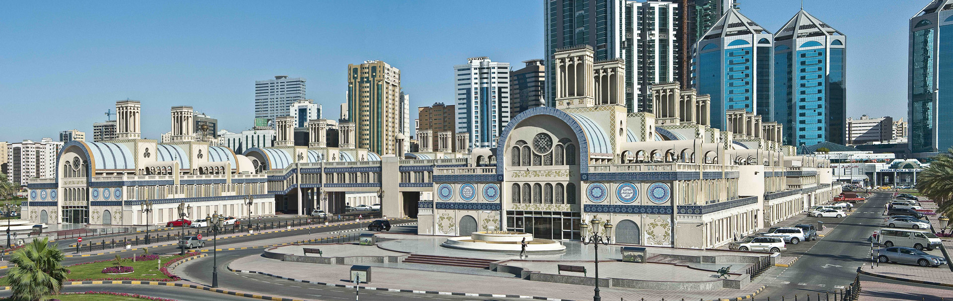 While some buildings in the UAE, like the Blue Souq in Sharjah from 1978, received worldwide attention... (Photo: Marco Sosa)