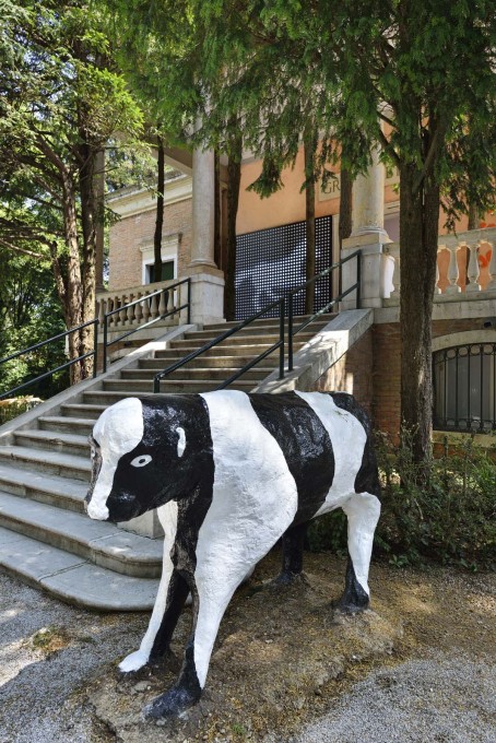 The cows are 1978 works by artist Liz Leyh, and seem to epitomise the unreal rural ideal for many in the UK. (Photo: Cristiano Corte / British Council)