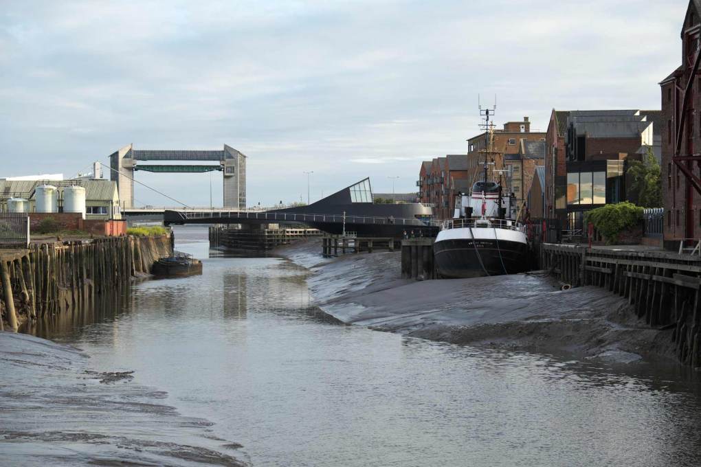 View south to the new bridge, with the tidal barrier at the mouth of the River Hull behind, where it joins the Humber Estuary. (Photo: Timothy Soar)