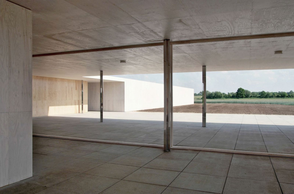 Where the original drawings lacked detailed information the architects chose to leave the building sketchy in acknowledgement.&nbsp;(Photo: Marc de Blieck,&nbsp;&copy; Robbrecht en Daem Architecten)
