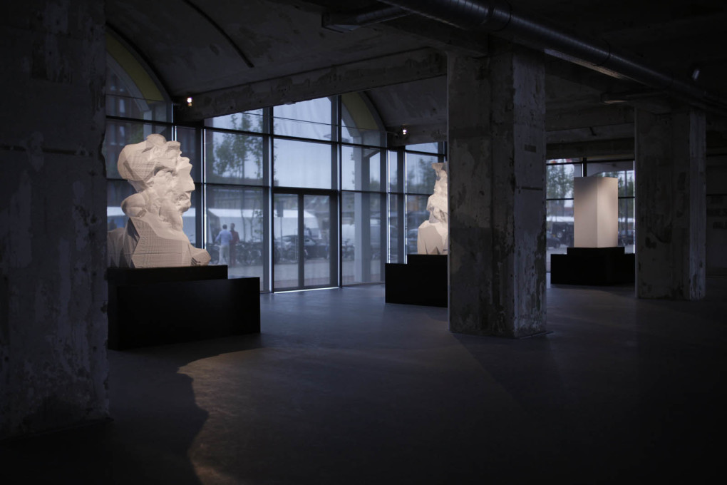 Other works have seen a fusion of digital and physical methods. Exhibition view of &ldquo;Captives&rdquo;, at MU Gallery, Eindhoven, 2013.&nbsp;(Image courtesy Quayola)