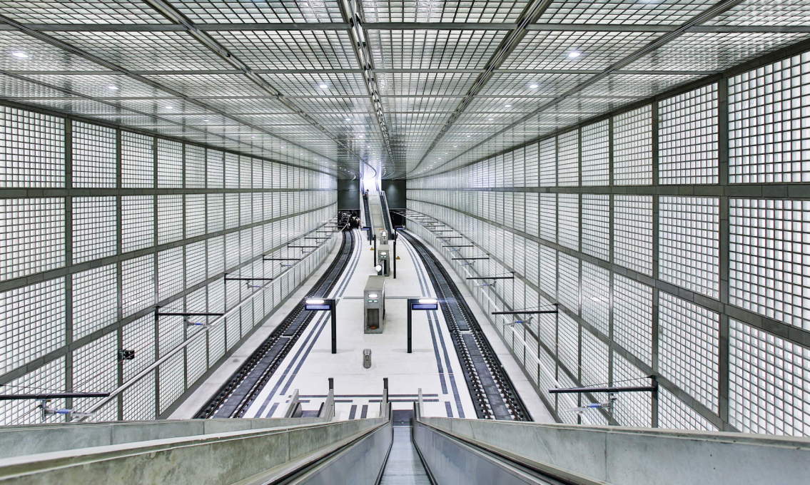 Architecturally the most ambitious of the four stations certainly is Max Dudler&rsquo;s Wilhelm-Leuschner-Platz... (Photo: Deutsche Bahn AG/Martin Jehnichen)