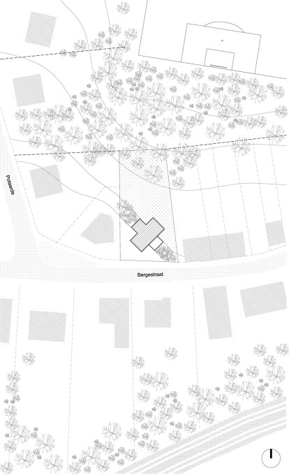Site plan showing how the house&rsquo;s diagonal orientation on its plot contrasts with the established relationships and orientation of the surrounding suburban neighbourhood. (Image: BLAF Architects)