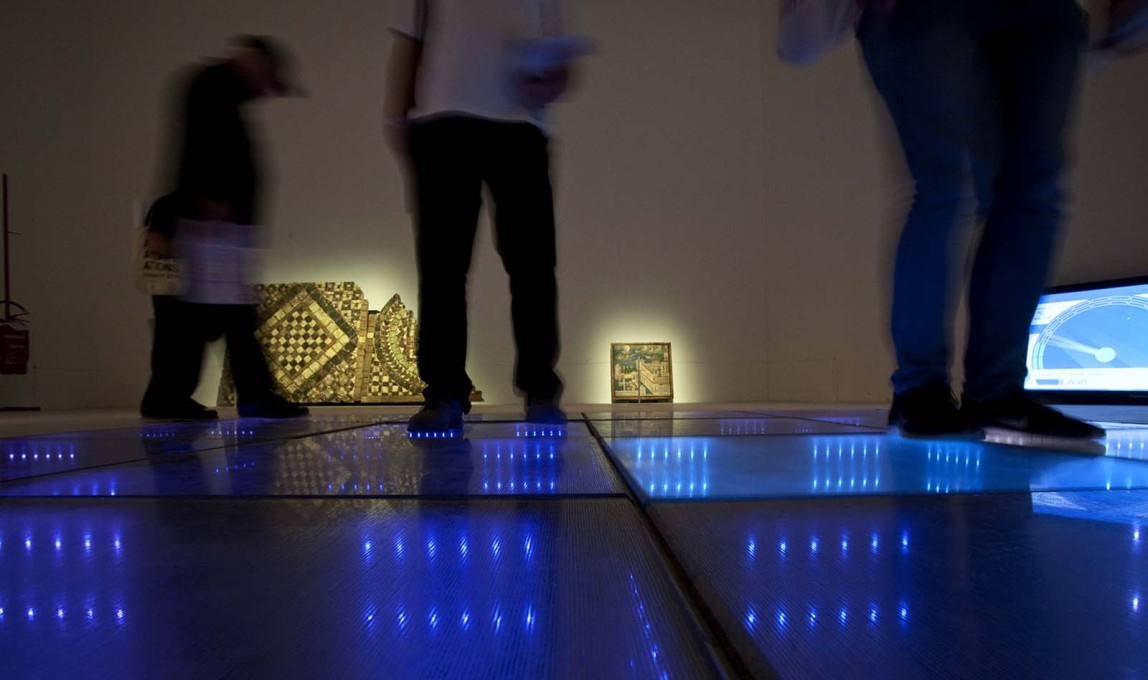 &ldquo;Floor&rdquo; (Photo: Francesco Galli, Courtesy la Biennale di Venezia)