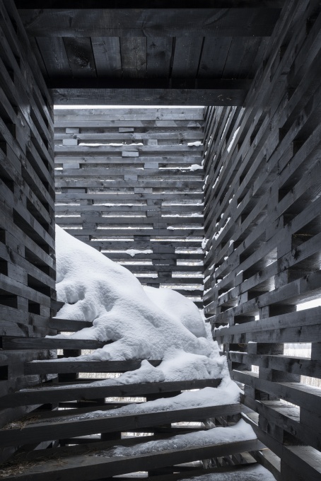 The timber structure is fully exposed to the elements.&nbsp;(Photo: Yuri Palmin)