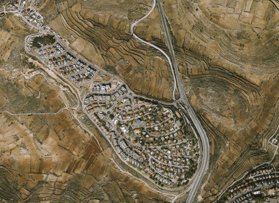 Israeli settlement of El'azar (Bethlehem Governorate): 1,905 inhabitants, established in 1975, 110 acres.