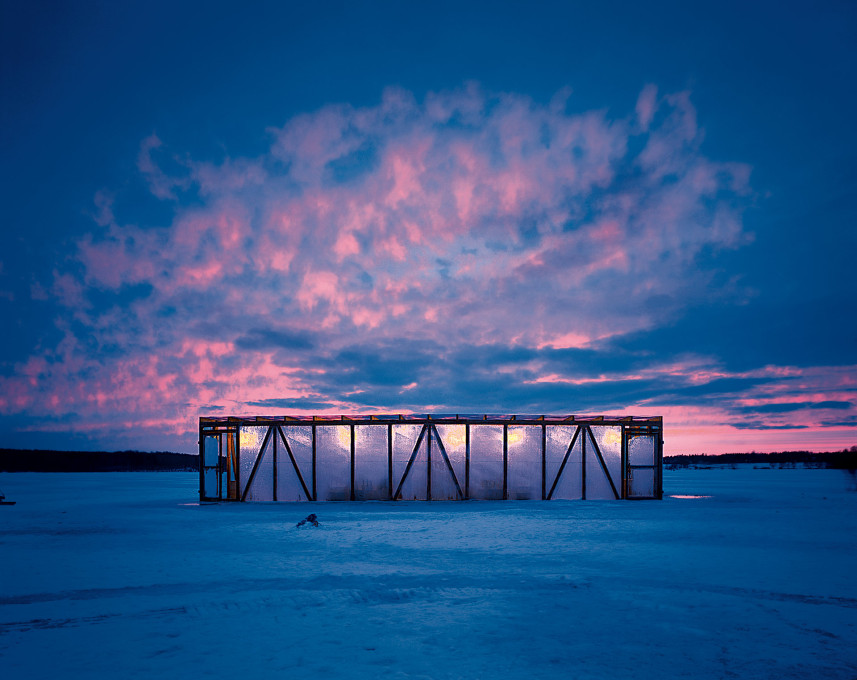 Alexander Brodsky: Ice Pavilion, Klyazma Reservoir, 2003. (Photo: Yuri Palmin)
