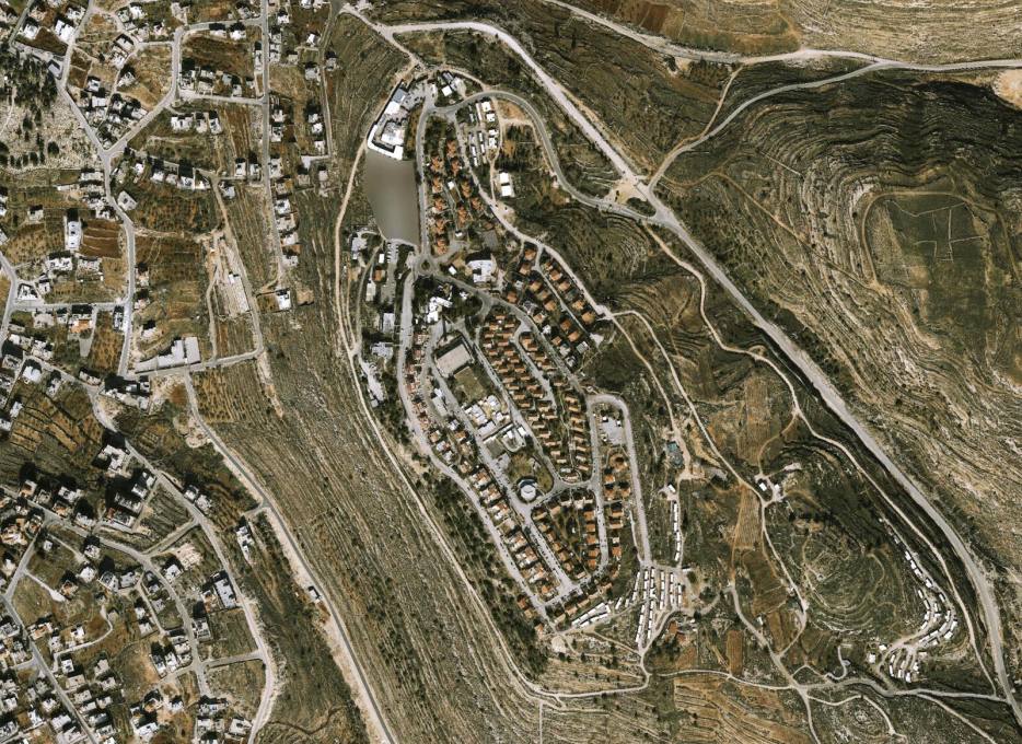 Israeli settlement of Psagot (Ramallah Governorate): 1,658 inhabitants, established in 1981, 164 acres.