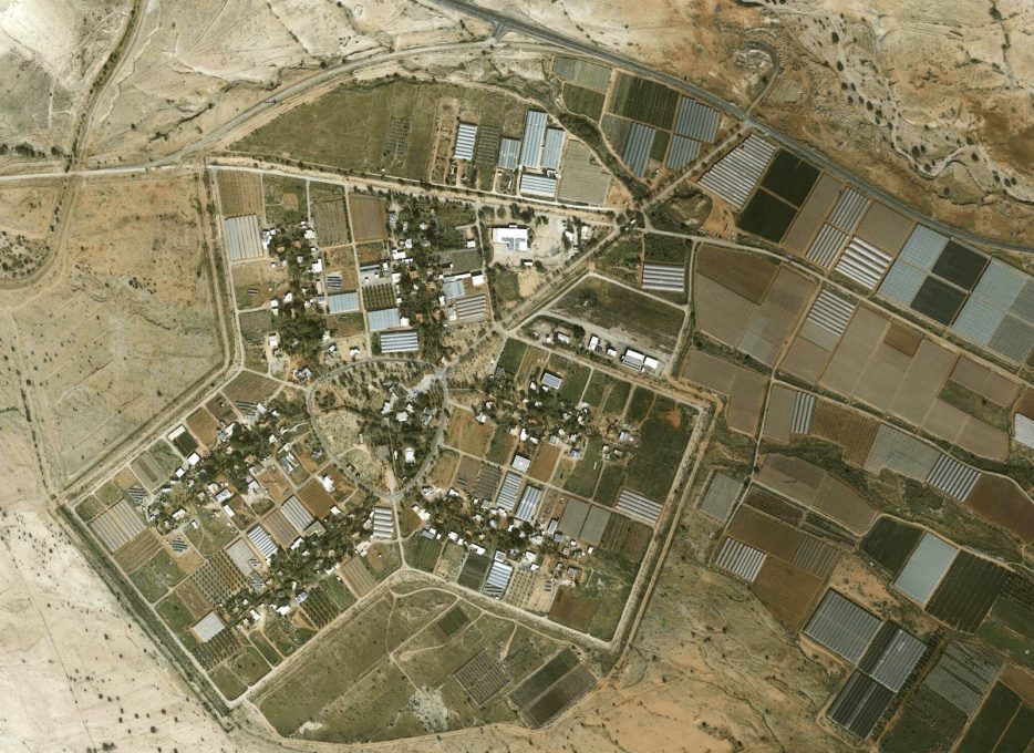Israeli settlement of Petzael (Jericho Governorate): 214 inhabitants, established in 1975, 295 acres.