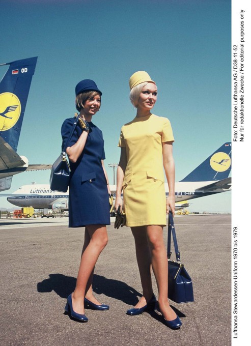 Flight attendant uniforms, Werner Machnik, 1970. (Image &copy; Deutsche Lufthansa AG)