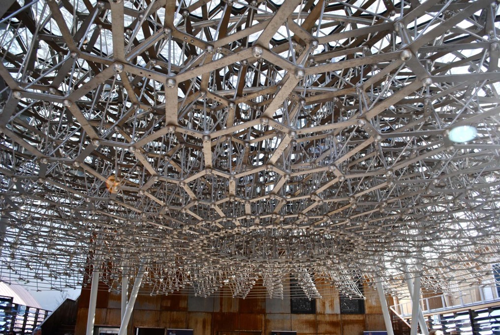 Inside the main structure of the UK Pavilion there is an LED light show at night and sounds of hive bees humming alongside strains of classical music. (Photo: Orlando Lovell)