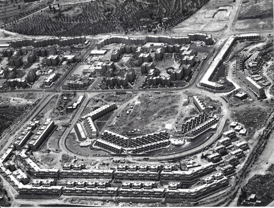 Aerial view of construction. (Image courtesy Arieh Sharon office)
