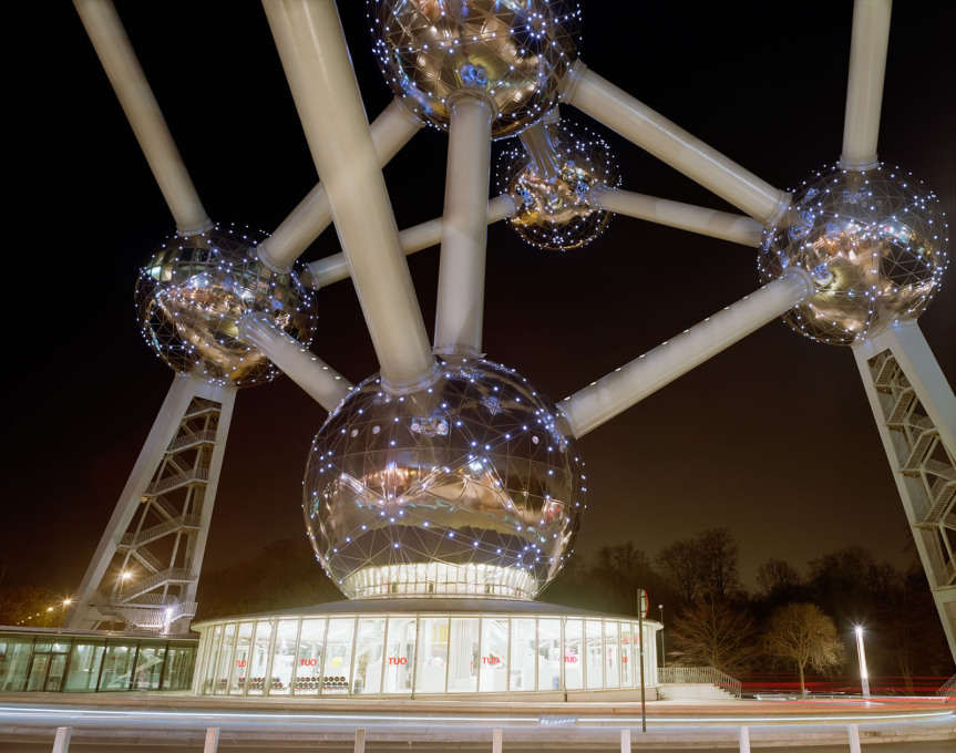 Brussels 1958 World&rsquo;s Fair, &ldquo;A World View: A New Humanism&rdquo;, Atomium at Night, 2008.