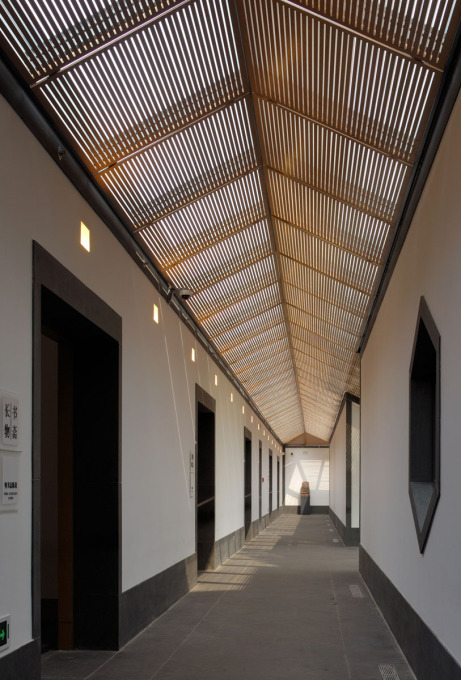 &ldquo;...topped by skylights, lead to the exhibition galleries.&rdquo;