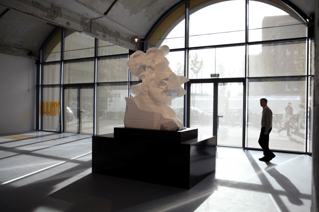 Exhibition view of&nbsp;&ldquo;Captives&rdquo;, at MU Gallery, Eindhoven, 2013.&nbsp;(Image courtesy Quayola)