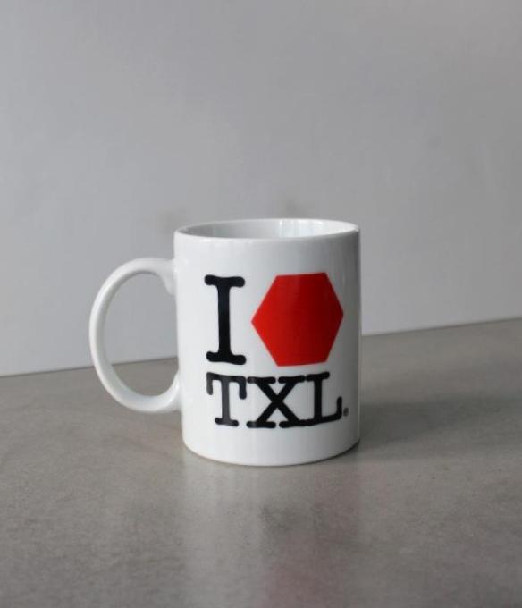 The graphic designer Ingo Morgenroth riffed on the "I LOVE NYC" design with his "I LOVE TXL" - with a red hexagon instead of a heart. The design adorns mugs, bags and more.