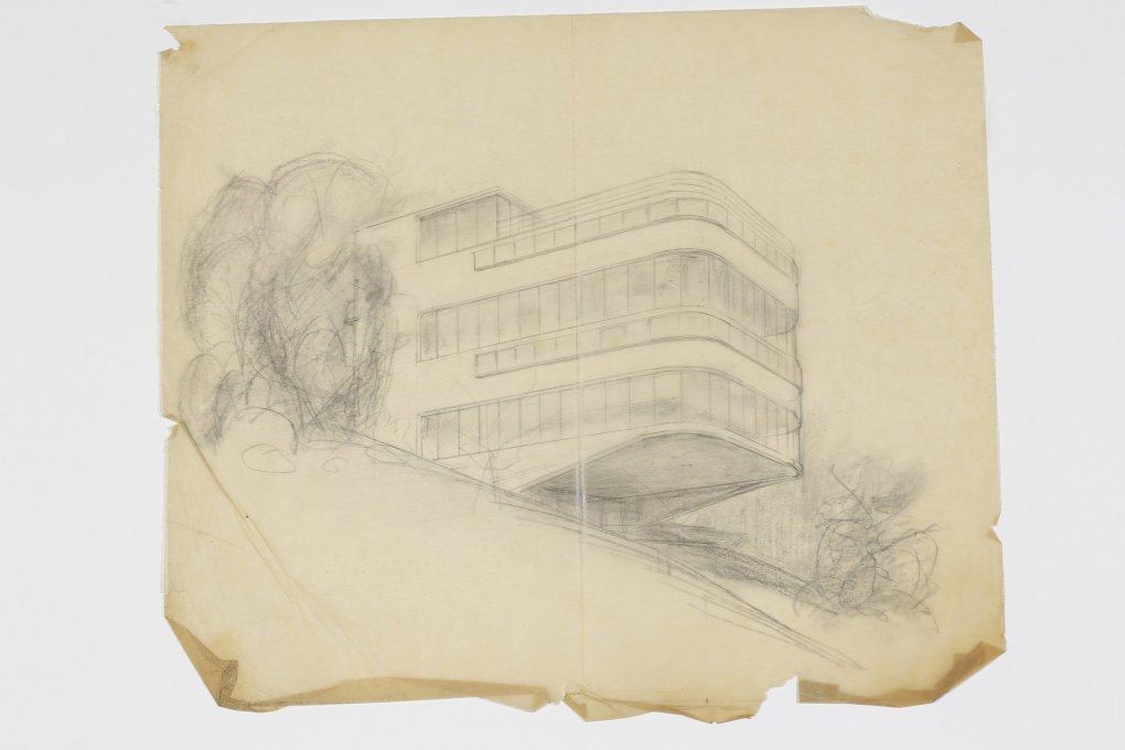 Heinz Rasch: Study for an Office Building, undated. Pencil on tracing paper. (&copy; Deutsches Architekturmuseum, Frankfurt am Main)
